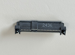 SAS 68P 母座 SMT镀金 30u”（PCIE4.0）