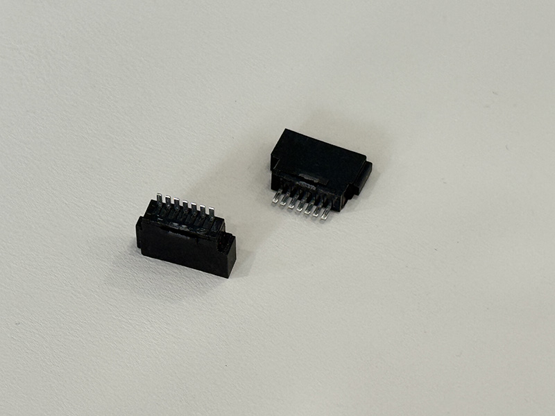 SATA 7P 母座焊线式 180° 镀金 15u”