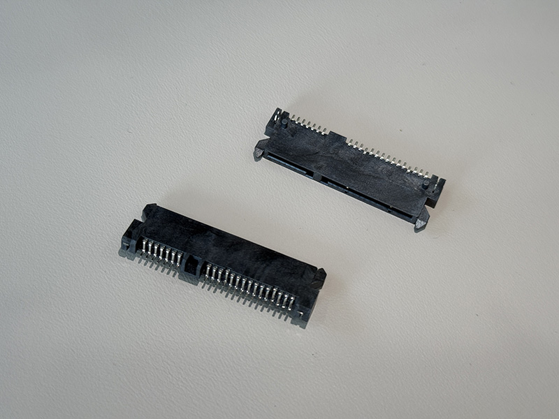 SATA 22P母座 51 SMT型 镀金G/F H5.0