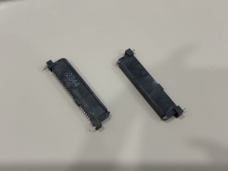 SATA 22P母座贴板型镀金G/F
