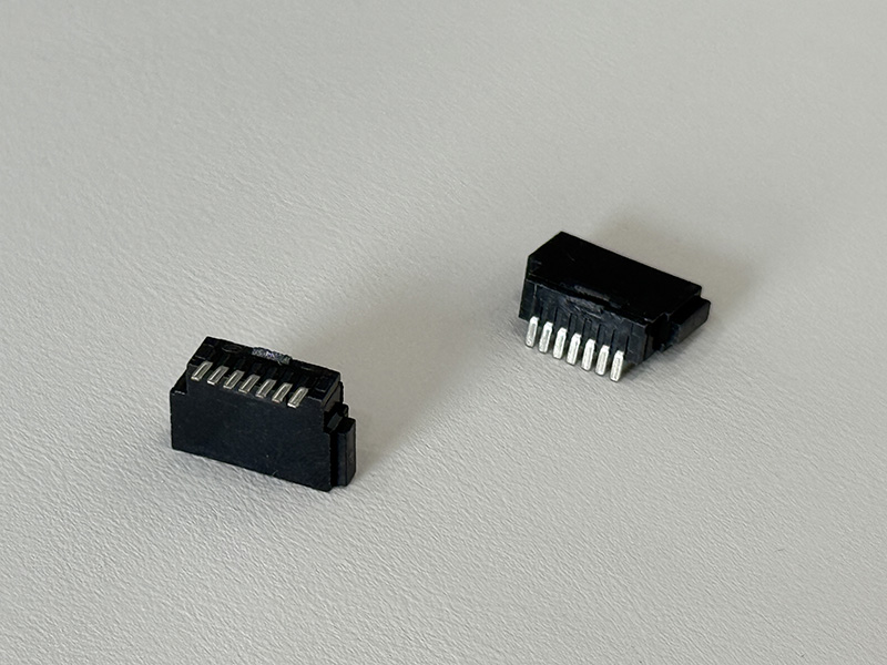 SATA  7P 母座焊线式左90° 镀金30u”