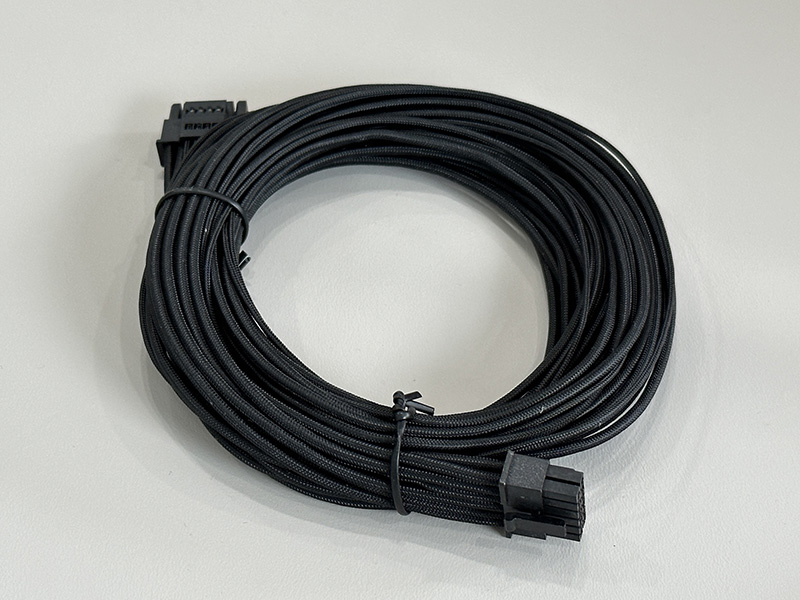 PCIe 5.0 延长线（12+4PIN Extension Cable for RTX3090L =700MM）