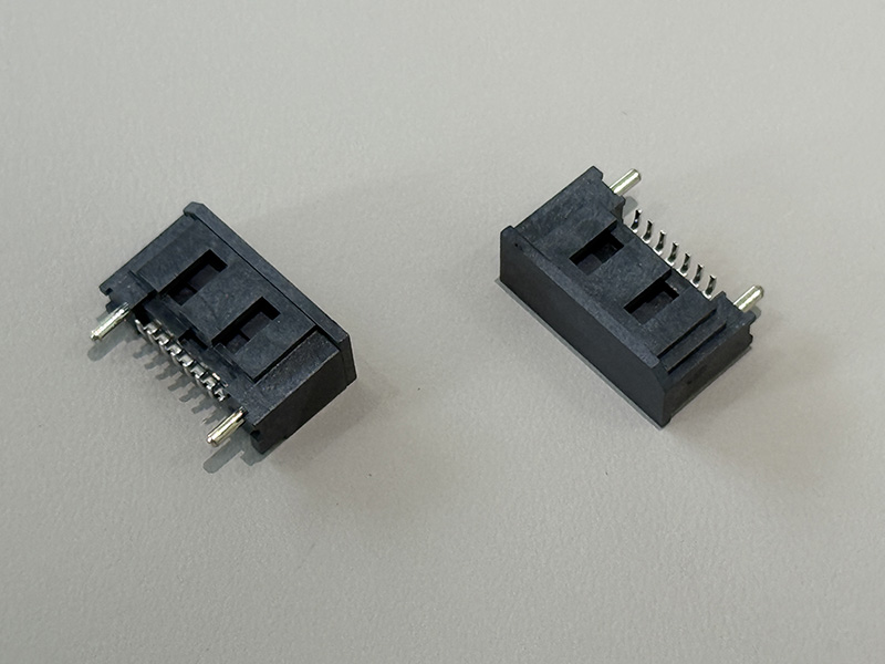 SATA 7P公座全包SMT型带金属柱左90°镀金 G/F