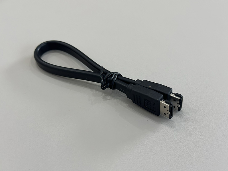 ESATA 7P 转 7P 数据线  长度250毫米（ESATA 7P TO ESATA 7P L=250MM）