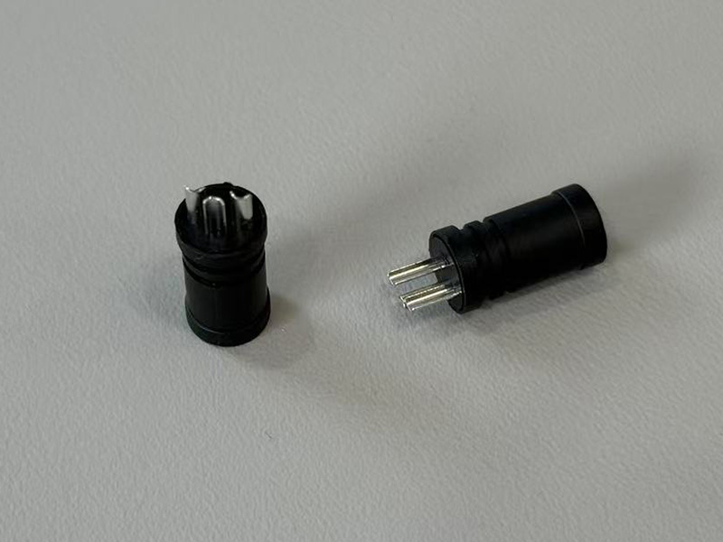 3P公头连接器