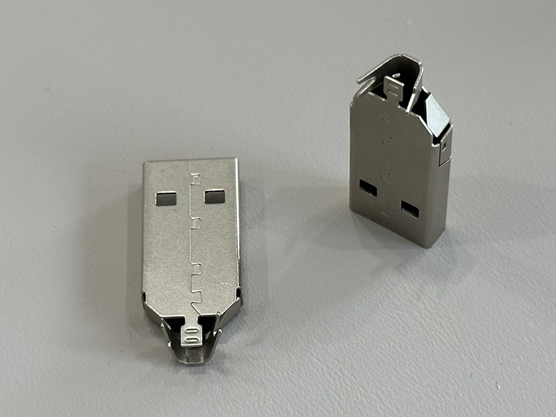 USB 2.0 AM件式外壳镀镍80U”