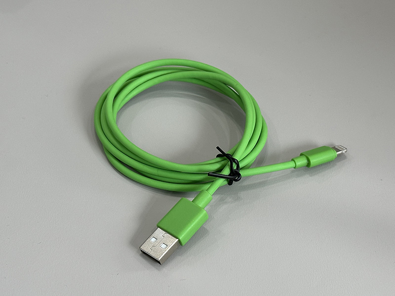 Lightning 转 USB-A 数据线 - 绿色（Lightning TO USB  A  M GREEN）