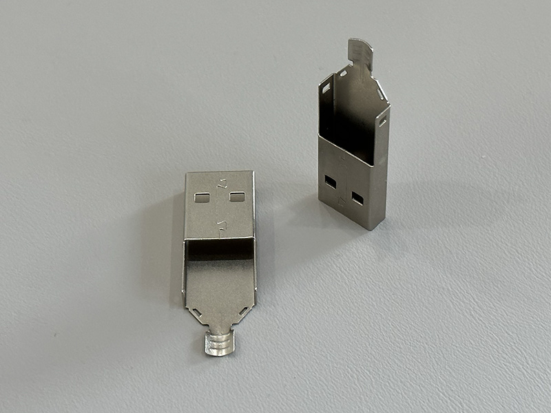 USB 2.0 AM三件式后壳