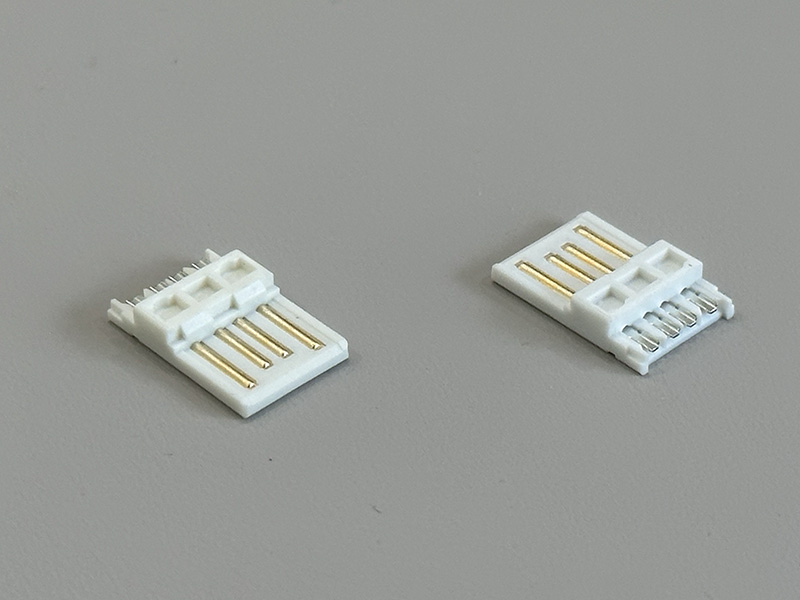 USB2.0 AM焊线式白色镀金5U”