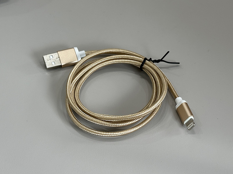 Lightning 转 USB A 数据线 - 棕色编织材料（Lightning TO USB  A M  with brown mesh grid）