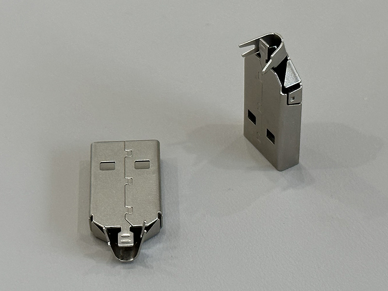 USB 2.0 AM2件式外壳L=24.7